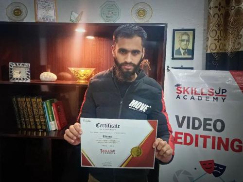 326133585 475751924757773 4012974474007836738 n